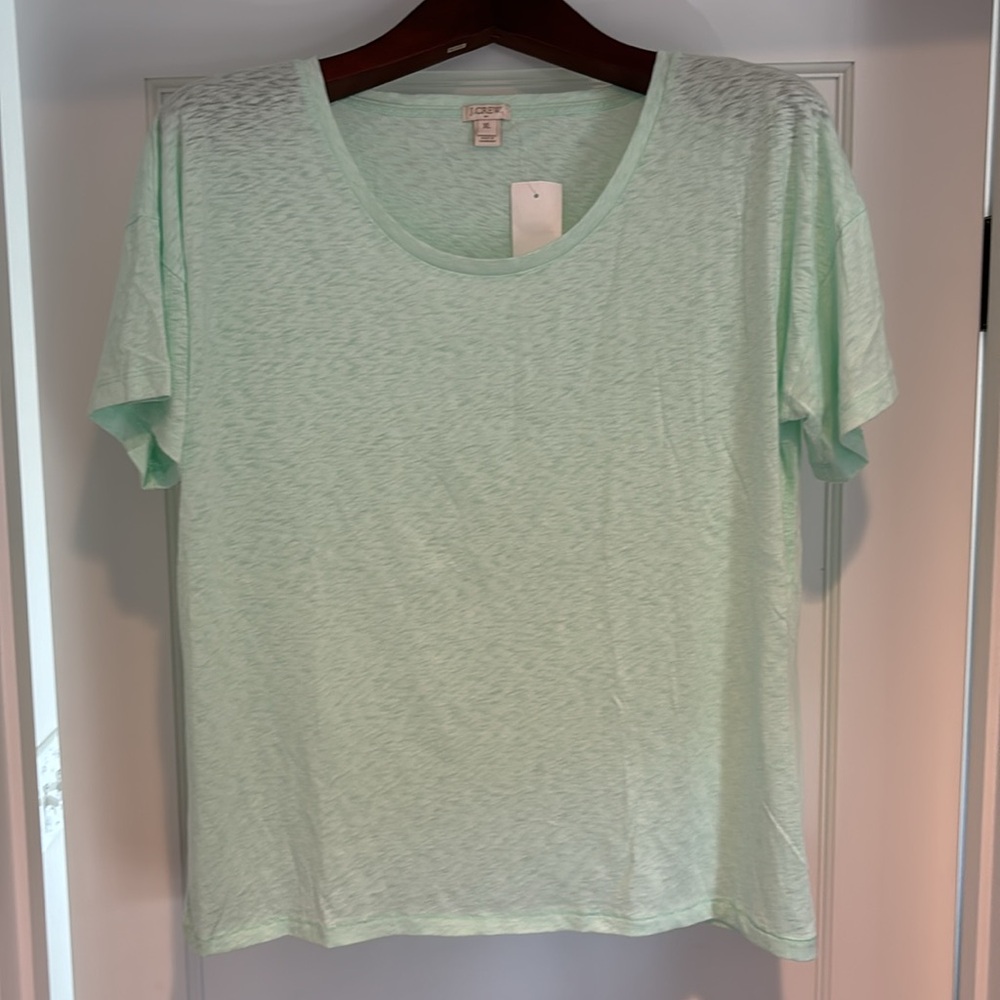 NWT J Crew Factory scoop neck t shirt in mint green